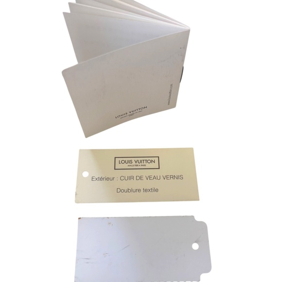 Louis Vuitton Vernis Summit Drive Hand Bag - Picture 16 of 16